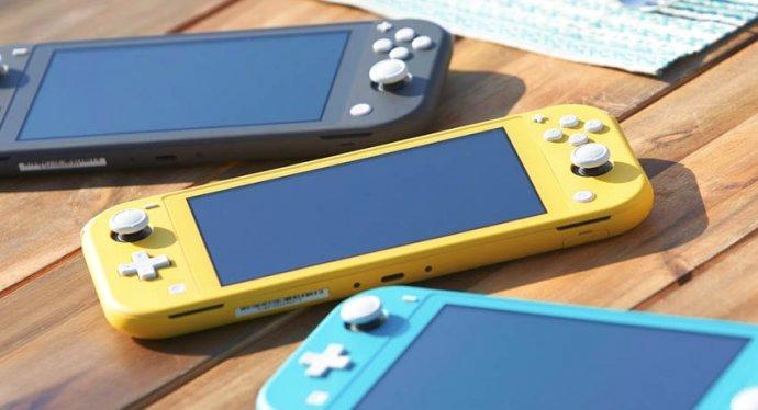 Новая портативная консоль Nintendo Switch Lite