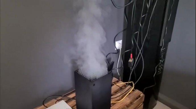 Распространяемые новости о дымящихся Xbox Series X скорее всего фейк 